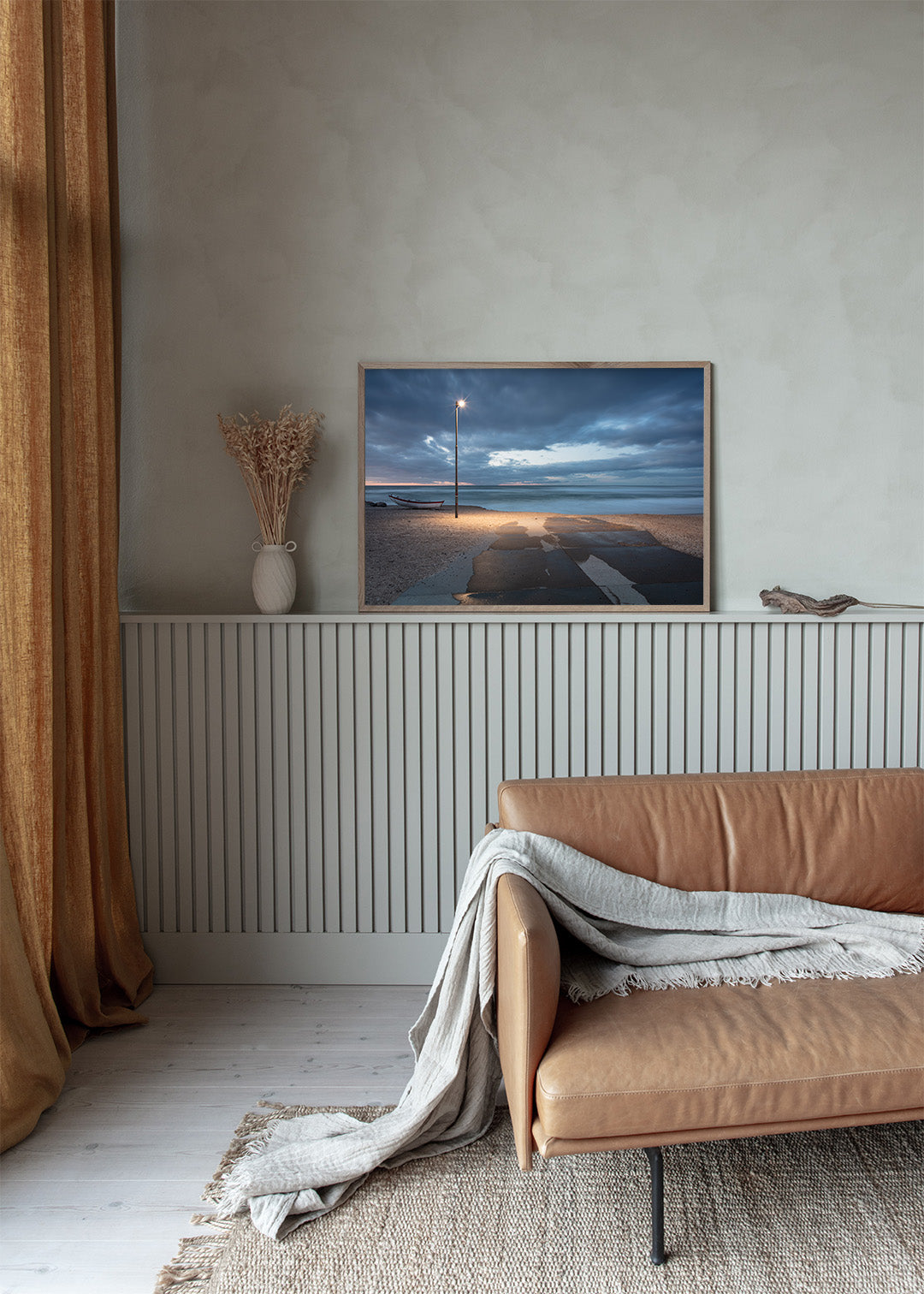 Indret stuen med fotografier fra Danmark