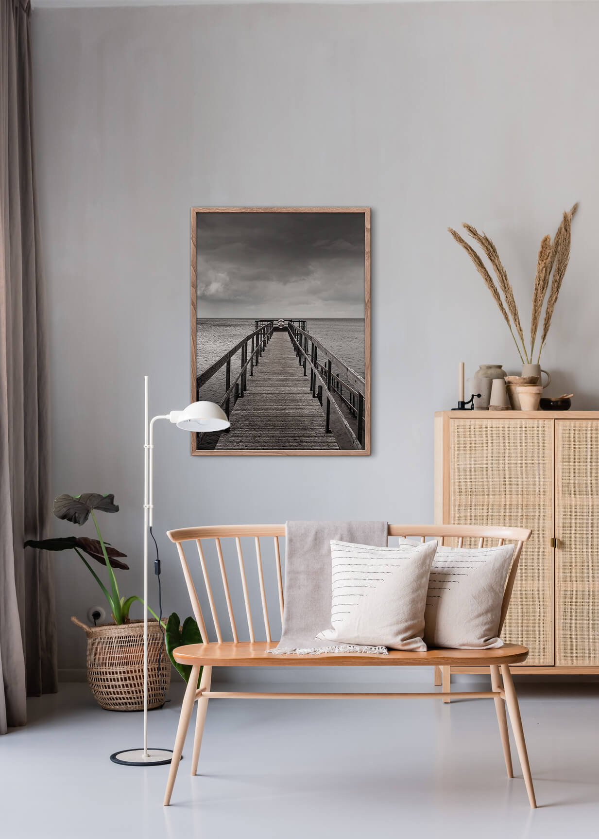 Indret stuen med Samsø plakat